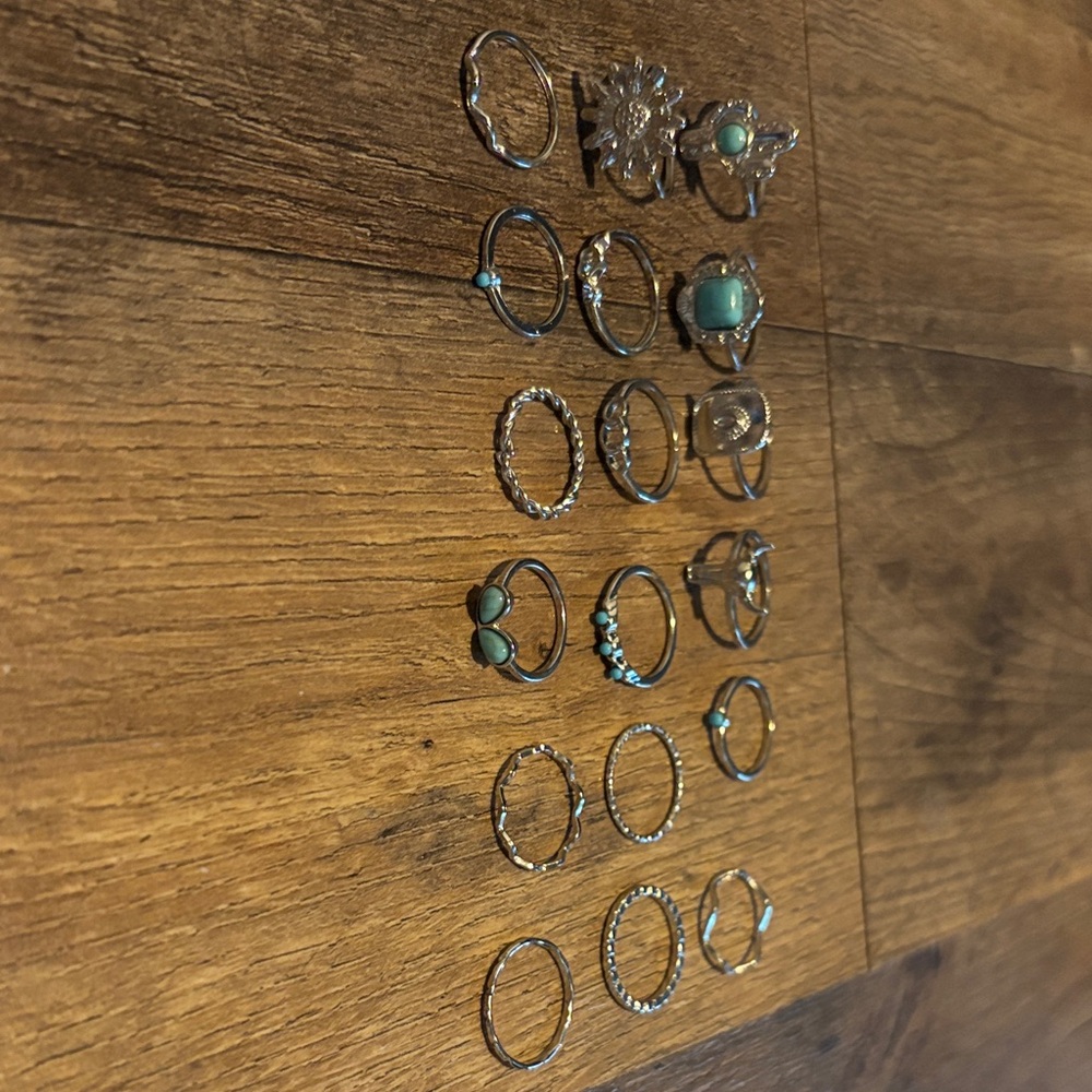 BNWP silver stackable rings 18pc set